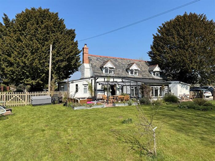 3 Bedroom Cottage For Sale In Eldersfield, GL19