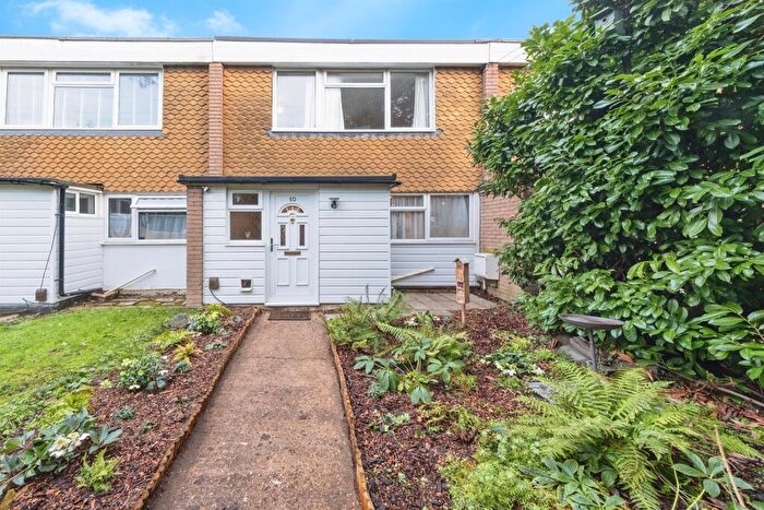 4 Bedroom Terraced House For Sale In Faulkners Way, Leighton Buzzard, LU7