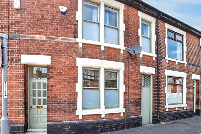 3 Bedroom Terraced House For Sale In Mansfield Road, Chester Green, Derby, DE1