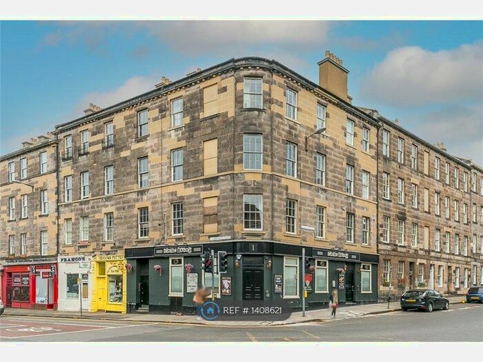 3 Bedroom Flat To Rent In Summerhall Place, Edinburgh, EH9