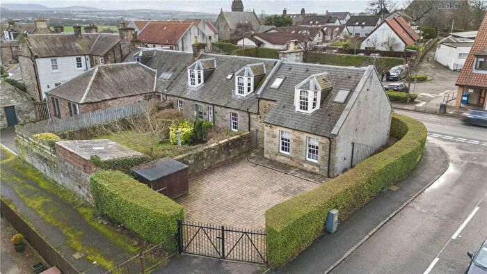 5 Bedroom End Terrace House For Sale In Station Road, Kirkliston, Midlothian, EH29