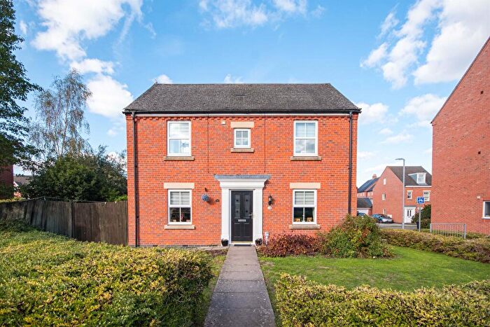 3 Bedroom Detached House For Sale In Burdock Way, Desborough, Kettering, NN14