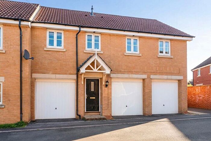 2 Bedroom Coach House For Sale In Castle Well Mews, Old Sarum, SP4
