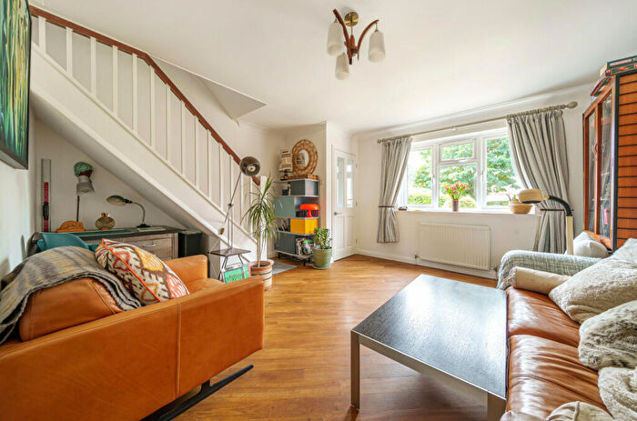 3 Bedroom End Of Terrace House For Sale In Atherton Close, Shalford, Guildford, Surrey, GU4