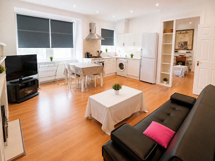 1 Bedroom Flat To Rent In West Hampstead, London, NW6