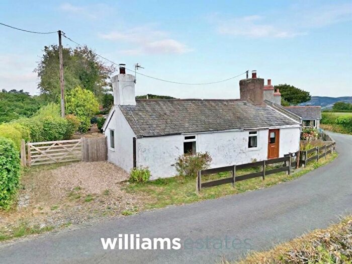 1 Bedroom Semi-Detached Bungalow For Sale In Llanrhaeadr, Denbigh, LL16