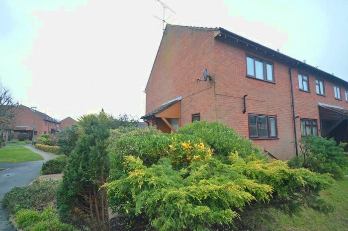 2 Bedroom Terraced House To Rent In Dinsdale Gardens, Rustington, Littlehampton, West Sussex, BN16