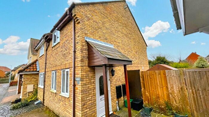 2 Bedroom Semi-Detached House To Rent In Aldeburgh Gardens, Colchester, Essex, CO4