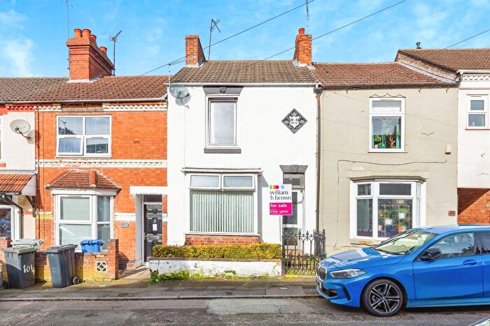 3 Bedroom Terraced House For Sale In Buccleuch Street, Kettering, NN16