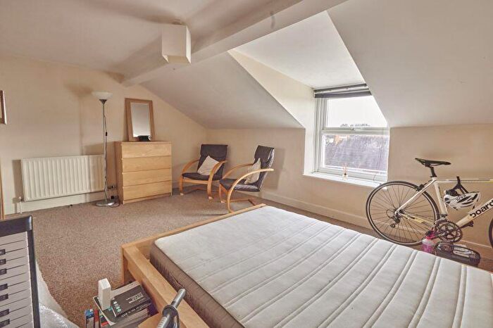 1 Bedroom Terraced House To Rent In Oak Close, Exeter, EX1