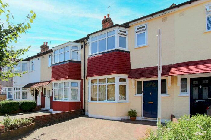 3 Bedroom Terraced House To Rent In Tennyson Avenue, New Malden, KT3
