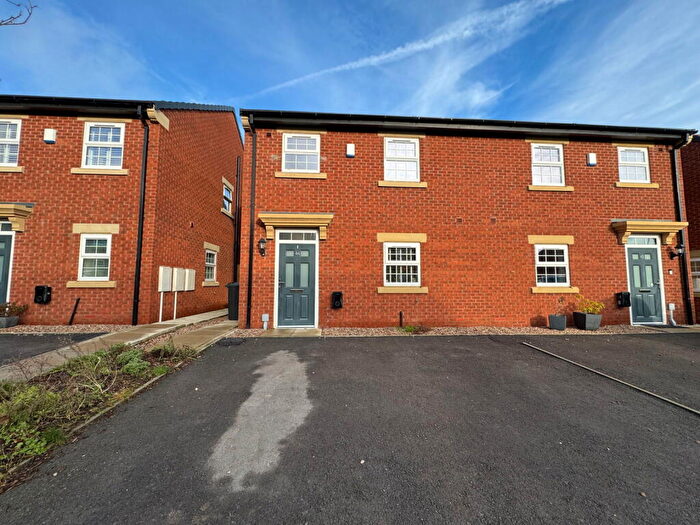 3 Bedroom Semi-Detached House For Sale In Mount Vernon Place, Barnsley, S70