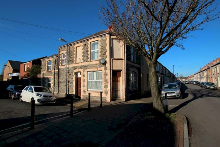 1 Bedroom Apartment To Rent In Cecil Street, Splott, Cardiff, CF24