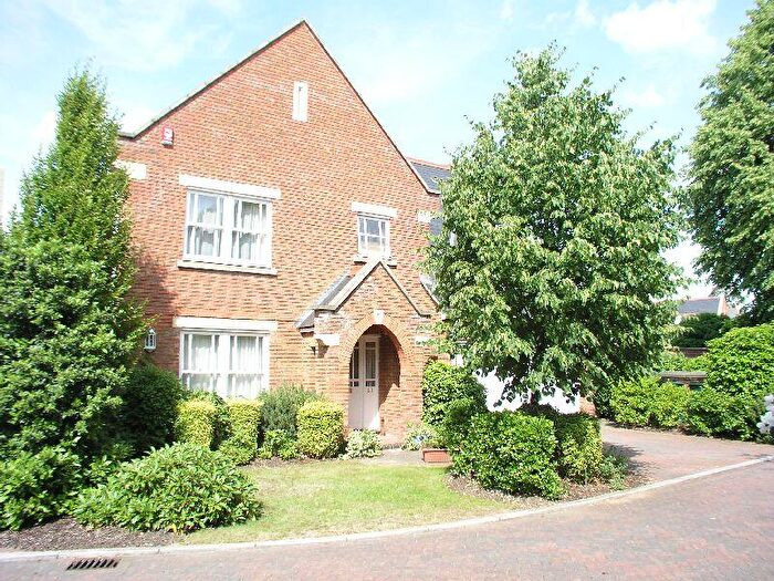 4 Bedroom Detached House To Rent In Lime Tree Walk, Virginia Park, GU25