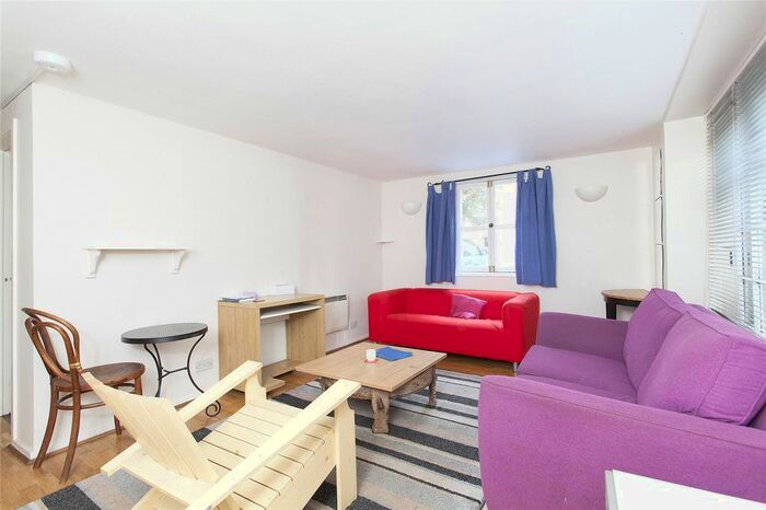 1 Bedroom Flat To Rent In Calton Road, Old Town, Edinburgh, EH8