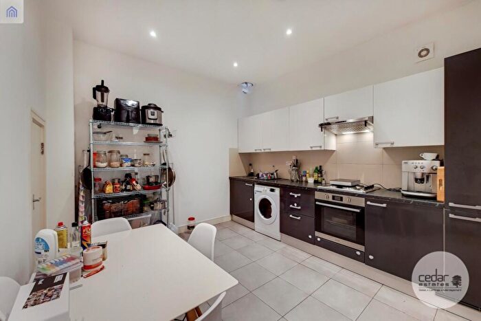 1 Bedroom Flat To Rent In Rye Lane, Peckham, SE15