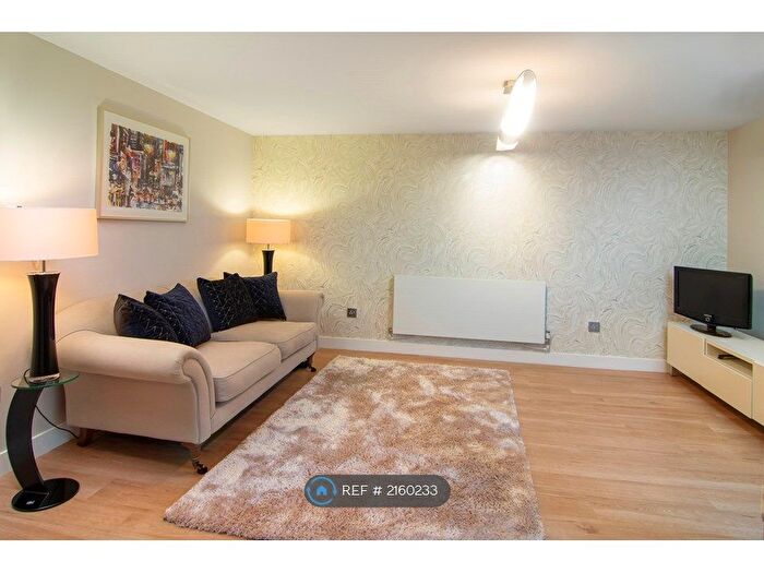 2 Bedroom Flat To Rent In Fairlawn Road, Lytham, Lytham St. Annes, FY8