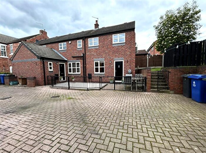 2 Bedroom Semi-Detached House For Sale In Drake Head Lane, Conisbrough, Doncaster, DN12