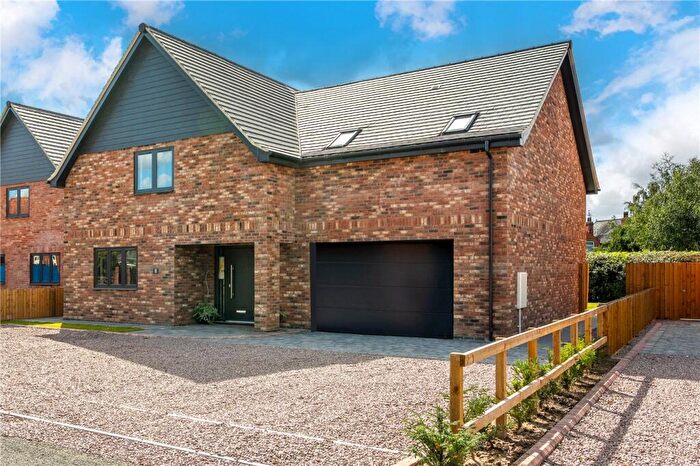 4 Bedroom Detached House For Sale In Bear Lane, Pinchbeck, Spalding, Lincolnshire, PE11