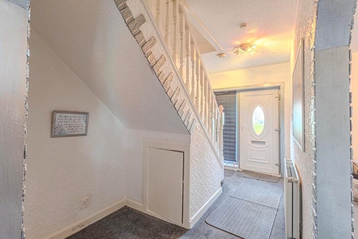 3 Bedroom End Of Terrace House For Sale In Glenburn Avenue, Moodiesburn, G69