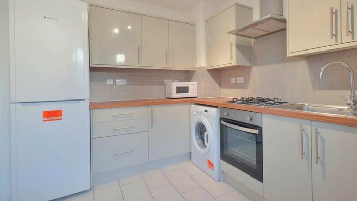 4 Bedroom Flat To Rent In Redmans Road, London, E1