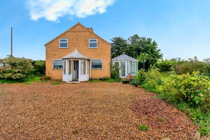 2 Bedroom Detached House For Sale In Northorpe, Donington, Spalding, PE11