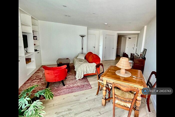 1 Bedroom Flat To Rent In Churchyard Row, London, SE11