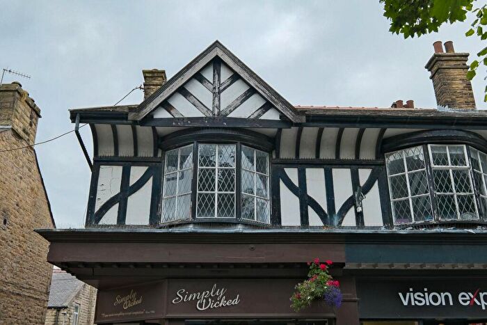 3 Bedroom Apartment To Rent In Albert Road, Barnoldswick, Lancashire, BB18