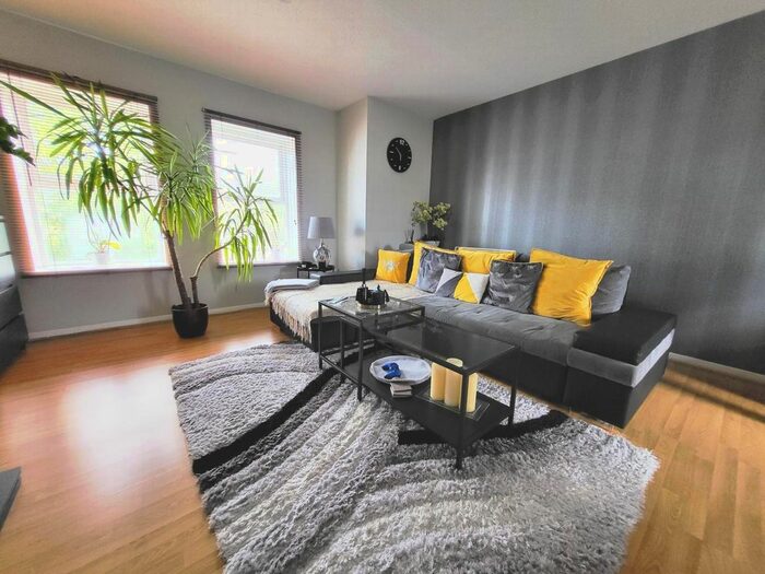 1 Bedroom Flat To Rent In Aaron Hill Road, Beckton, E6