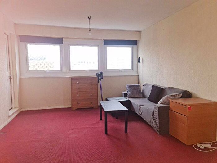 1 Bedroom Flat To Rent In Galton Tower, Civic Close, Birmingham, B1