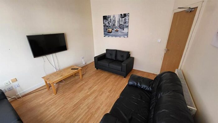 1 Bedroom House To Rent In Longford Place Victoria Park, Manchester, M14
