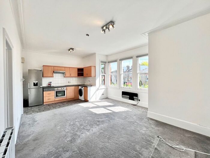 1 Bedroom Flat To Rent In Dalling Road, W6