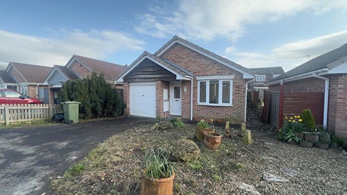 2 Bedroom Detached Bungalow For Sale In Willow Gardens, St. Georges, BS22