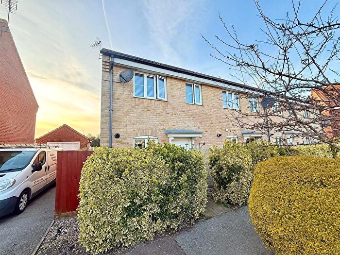 2 Bedroom End Terrace House For Sale In Aspen Road, Caister-On-Sea, Great Yarmouth, NR30