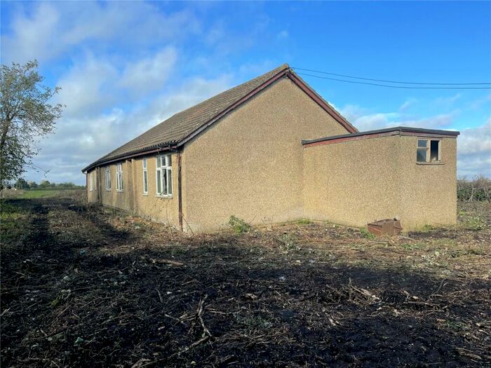 2 Bedroom Bungalow For Sale In Mildenhall Road, Littleport, Ely, Cambridgeshire, CB7