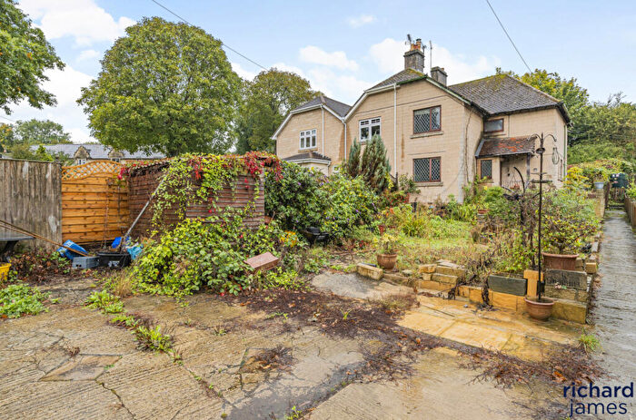 3 Bedroom Semi-Detached House For Sale In Snowhill, Hilmarton, SN11