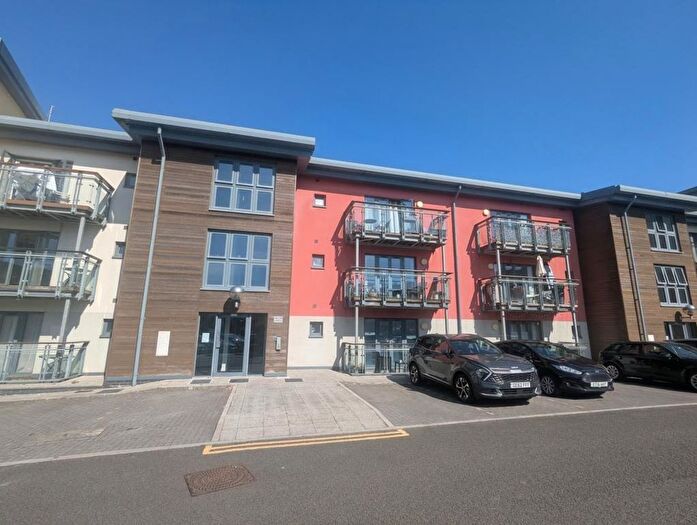 2 Bedroom Flat To Rent In St Margarets Court, Maritime Quarter, Swansea, SA1
