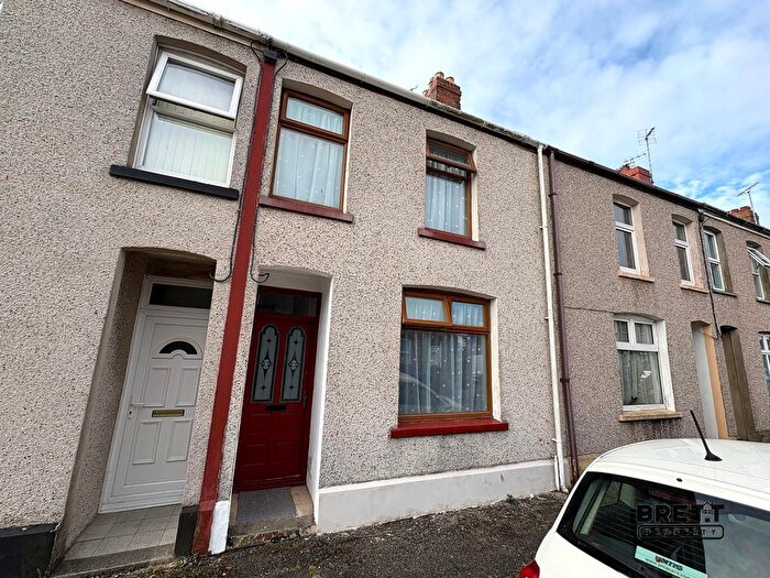 3 Bedroom Terraced House For Sale In Warwick Road, Milford Haven, Pembrokeshire., SA73