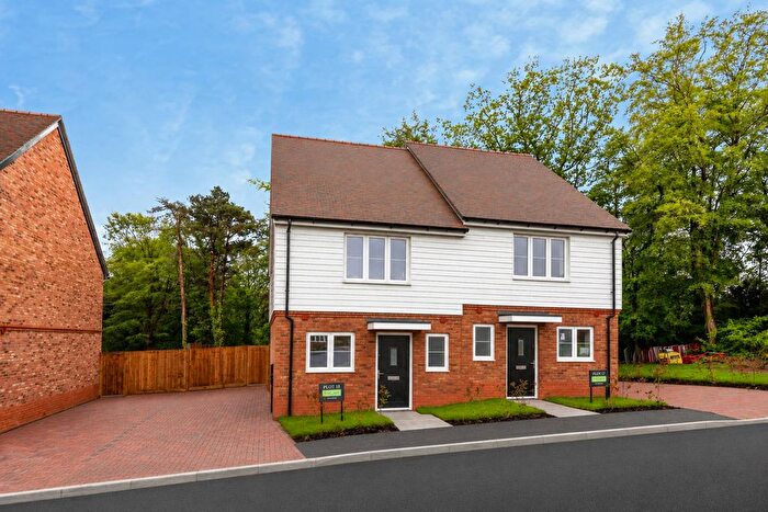 2 Bedroom Semi-Detached House For Sale In North Trade Road, Battle, TN33