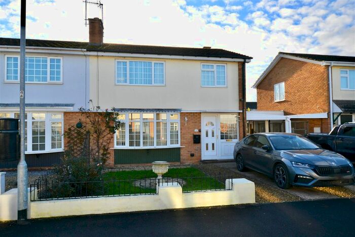 3 Bedroom Semi-Detached House For Sale In Withy Trees Road, South Littleton, Evesham, WR11