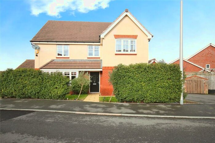 4 Bedroom Detached House For Sale In Wilkes Drive, Radford Semele, Leamington Spa, Warwickshire, CV31