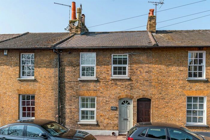 3 Bedroom Property To Rent In New Road, Ware, SG12