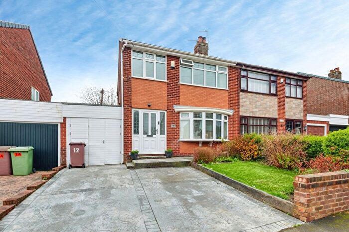 3 Bedroom Semi Detached House For Sale In Broadgate Avenue, St. Helens, Merseyside, WA9