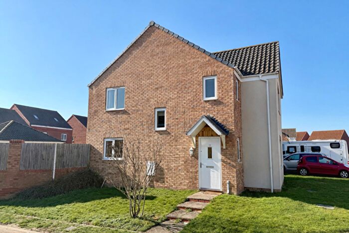 3 Bedroom Detached House To Rent In Harrow Drive, Beck Row, IP28