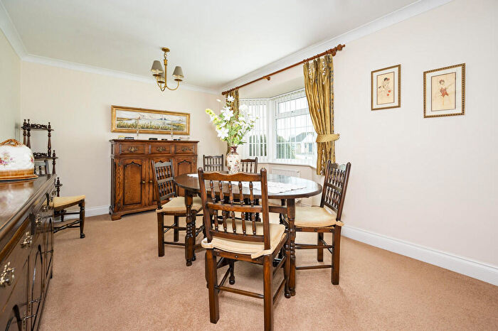 2 Bedroom Detached Bungalow For Sale In Leavenheath, Suffolk, CO6