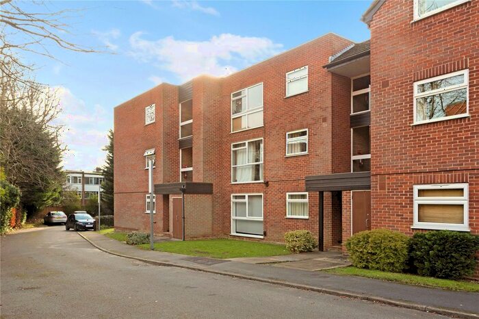 2 Bedroom Flat To Rent In Beech Road, Headington, Oxford, Oxfordshire, OX3