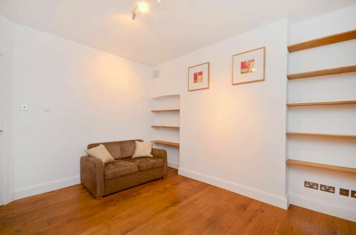 Studio To Rent In Dukes Lane, Kensington, London, W8