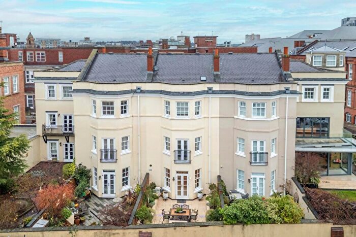 4 Bedroom Terraced House For Sale In The Ropewalk, Nottingham, NG1