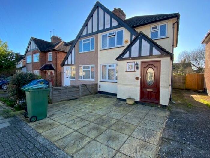 3 Bedroom Semi-Detached House To Rent In Weald Lane, Harrow, Greater London, HA3