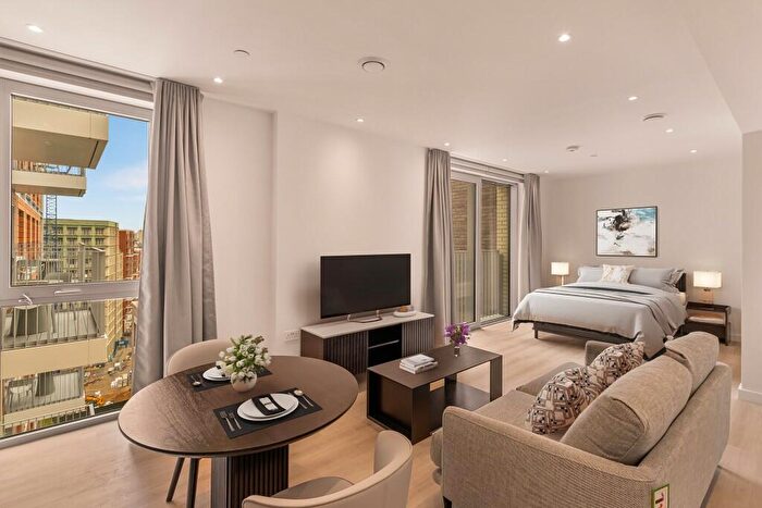 Studio To Rent In Nine Elms Lane, London, SW11